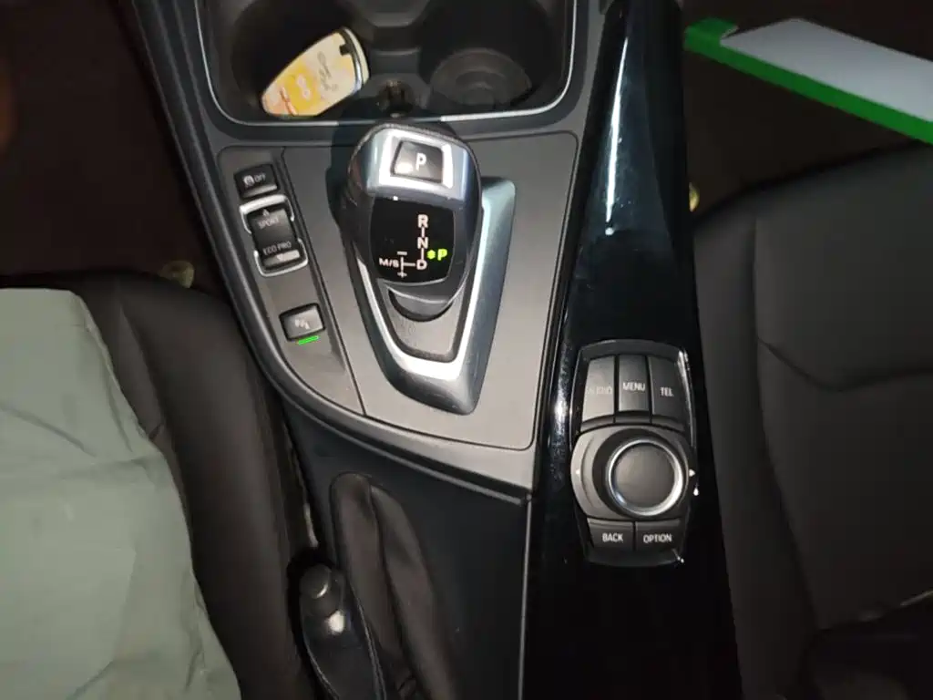 BMW 3 Series — миниатюра 14