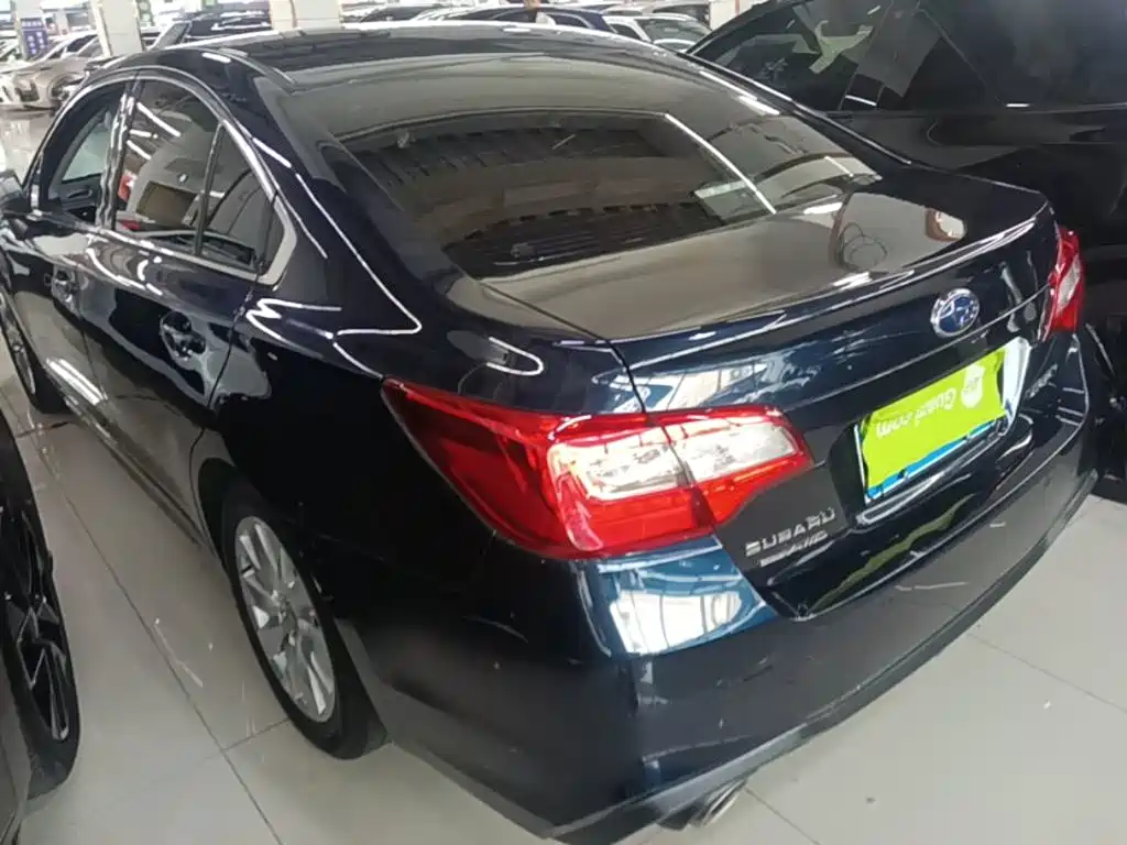 Subaru Legacy — миниатюра 5