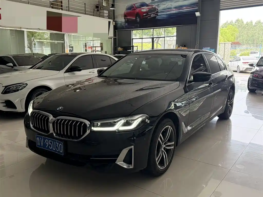 BMW 5 Series 2022 Facelift 530Li Leading Type Luxury Package