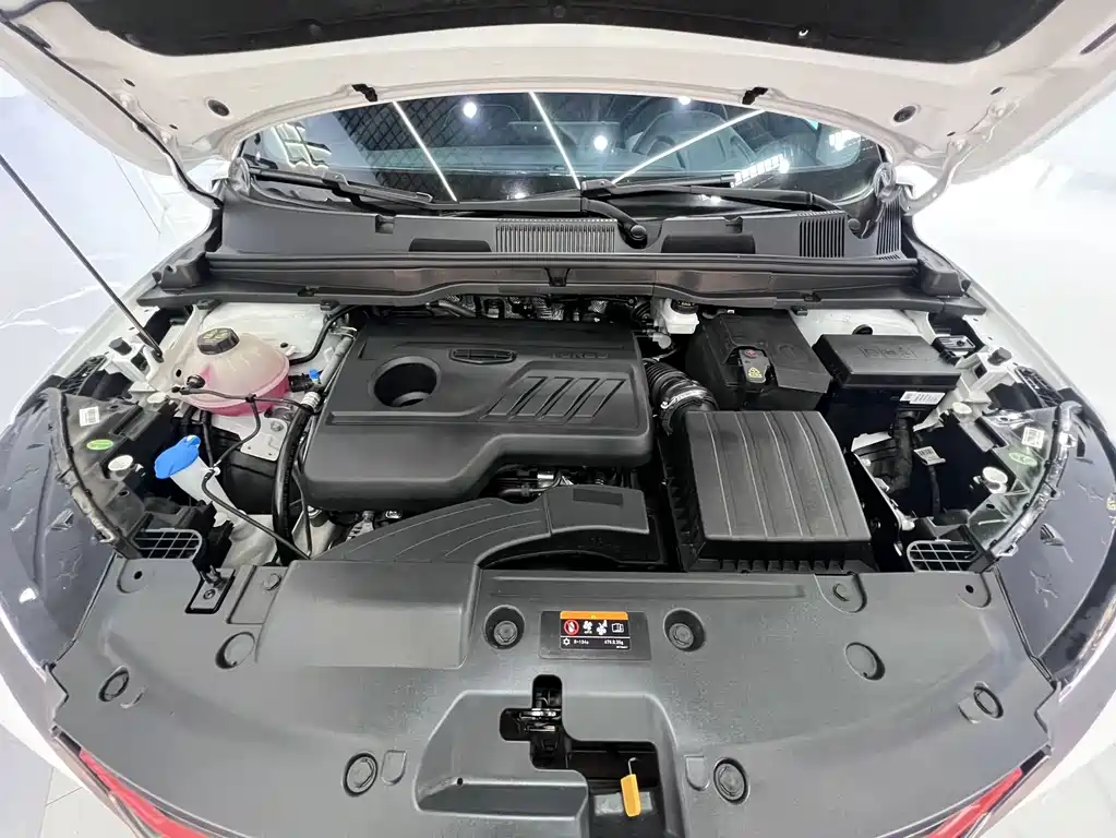 Geely Binyue — миниатюра 20
