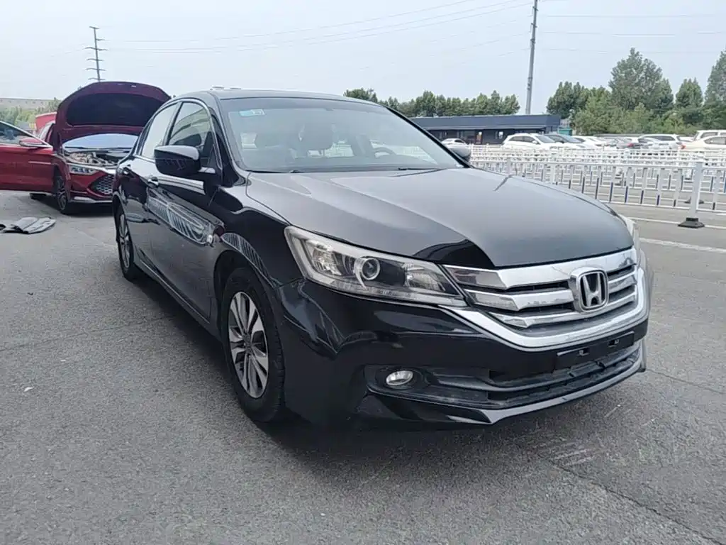Honda Accord — миниатюра 4