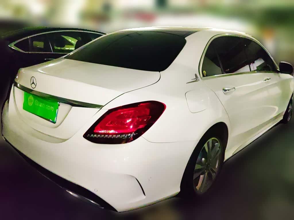 Mercedes-Benz C-Class 1.5 л 2021 г. Белый, пробег 32900 км