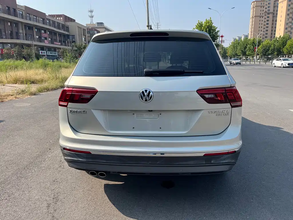 Volkswagen Tiguan L — миниатюра 3