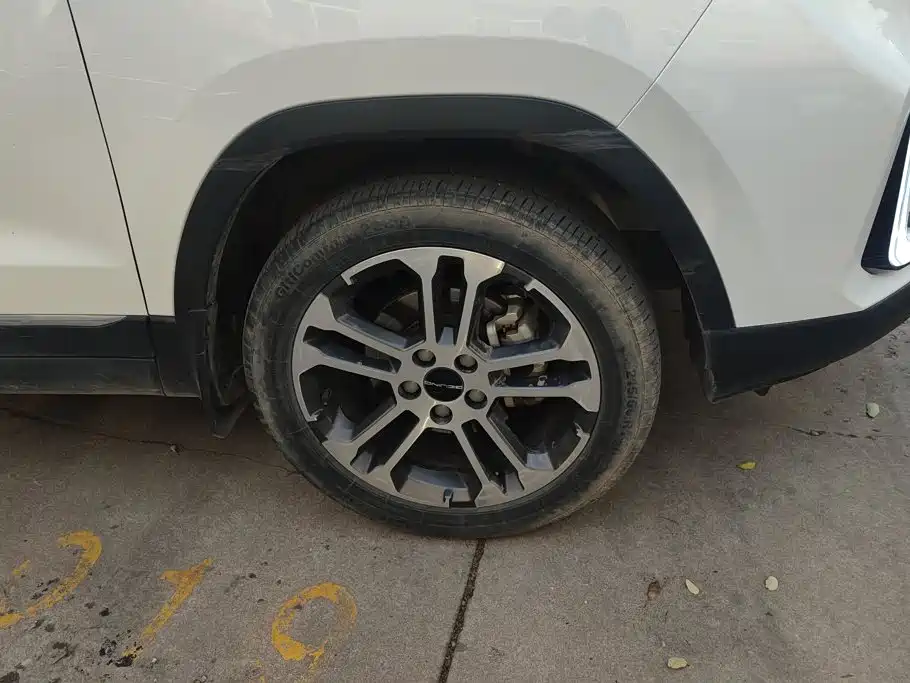BAIC X3 — миниатюра 6