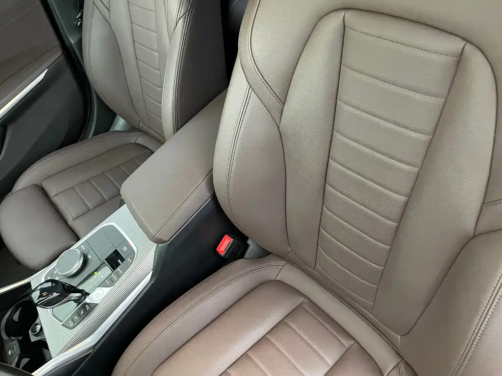 BMW 3 Series — миниатюра 14