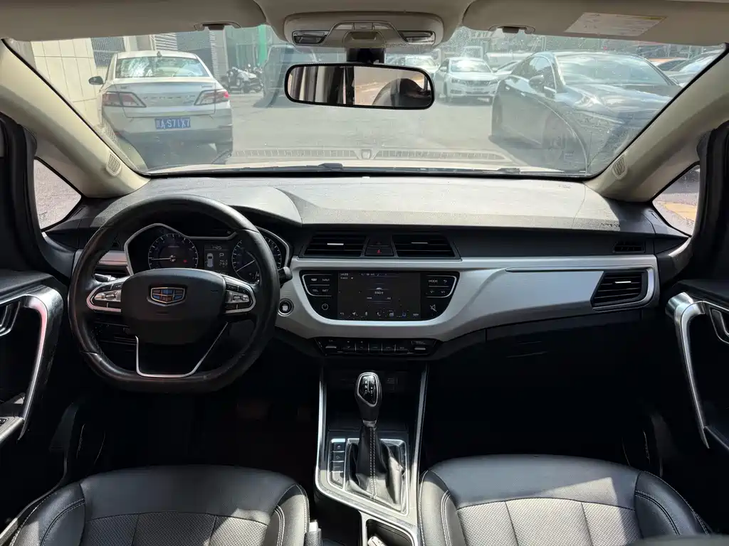 Geely Vision X3 — миниатюра 8