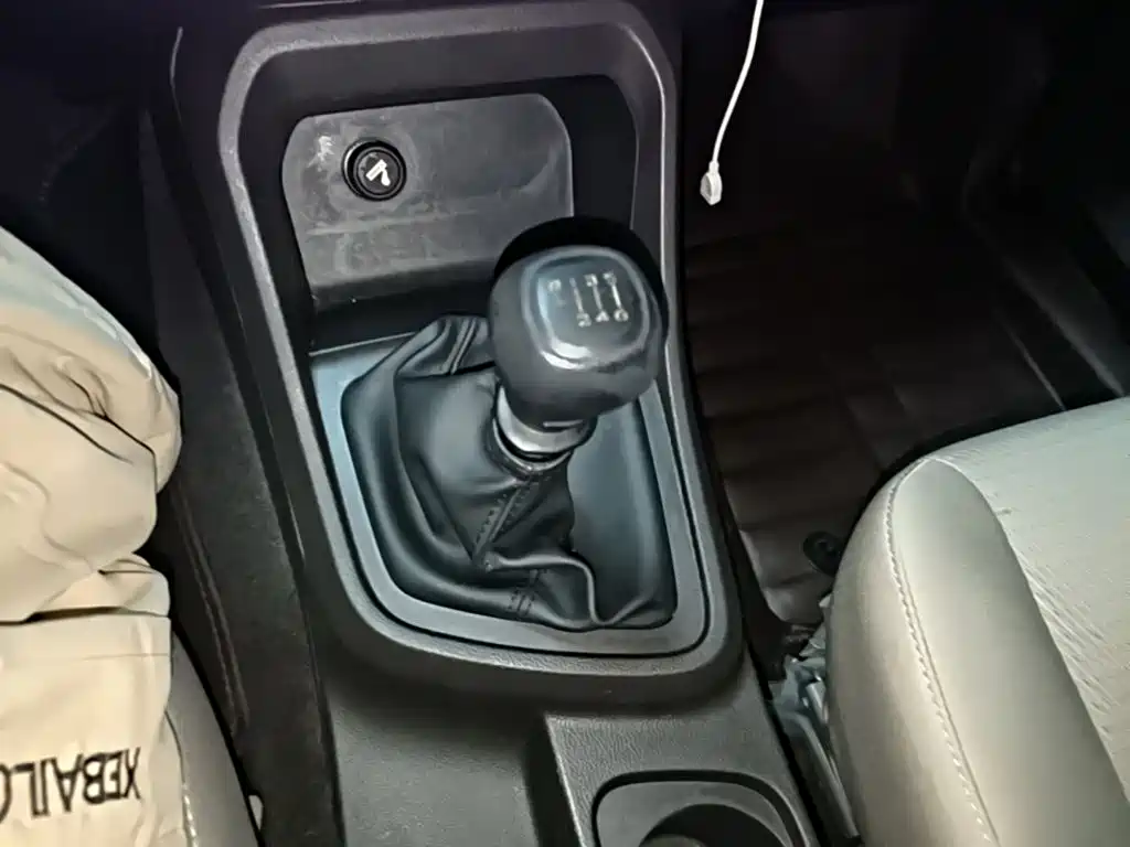 Wuling Hongguang V — миниатюра 14