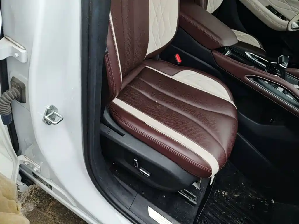 Geely Xingyue L — миниатюра 25