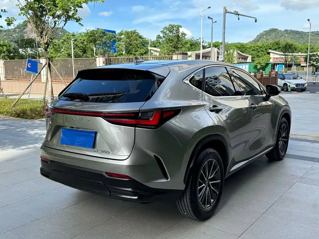 Lexus NX — миниатюра 3