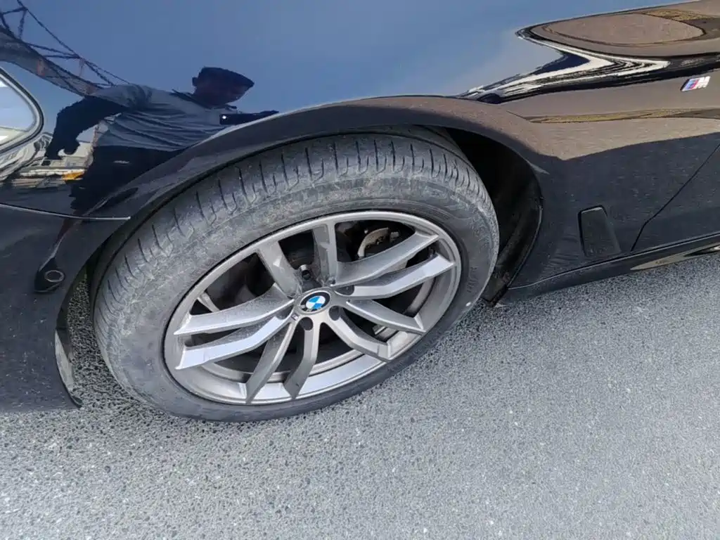 BMW 5 Series (Import) — миниатюра 23