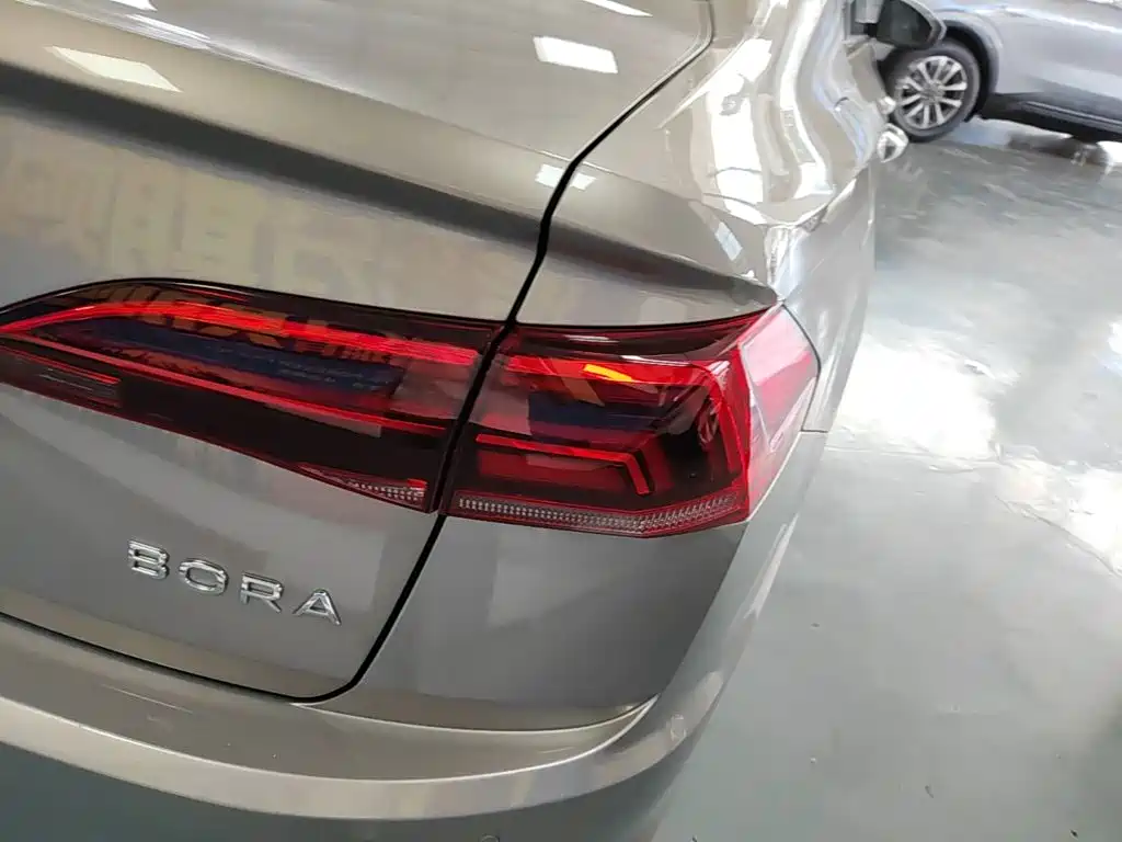 Volkswagen Bora — миниатюра 8