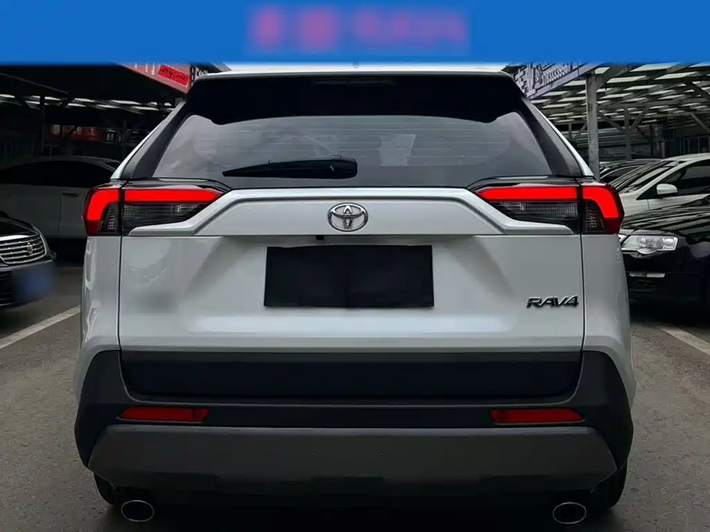 Toyota RAV4 2021 2.0L CVT