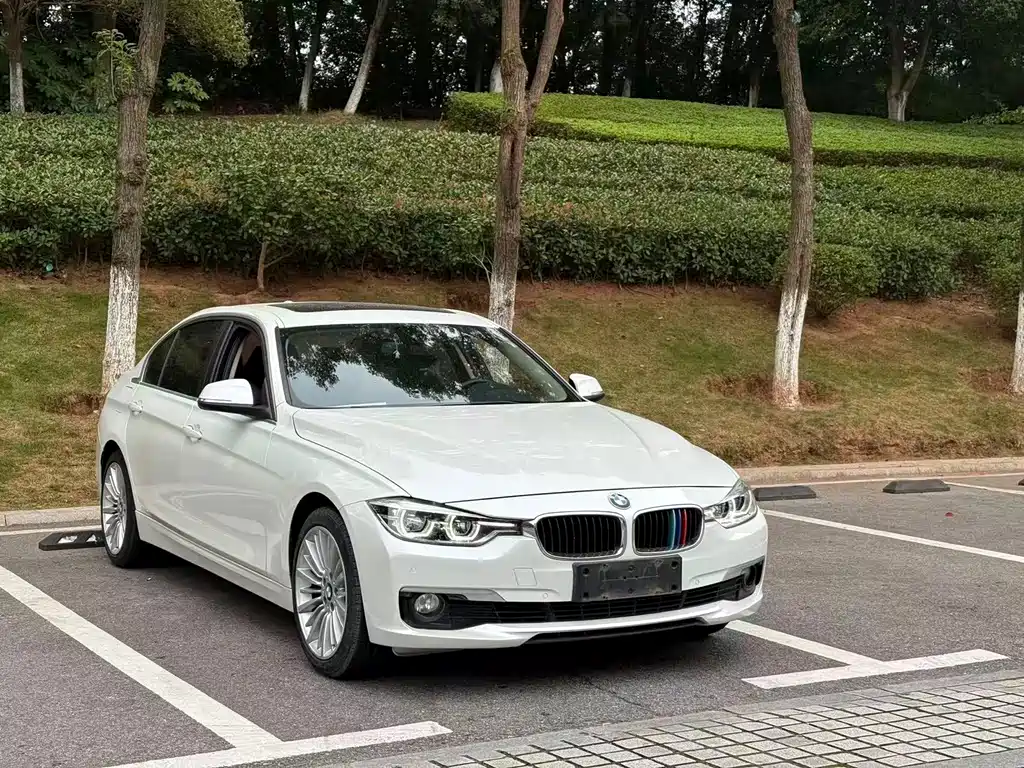 BMW 3 Series — миниатюра 3