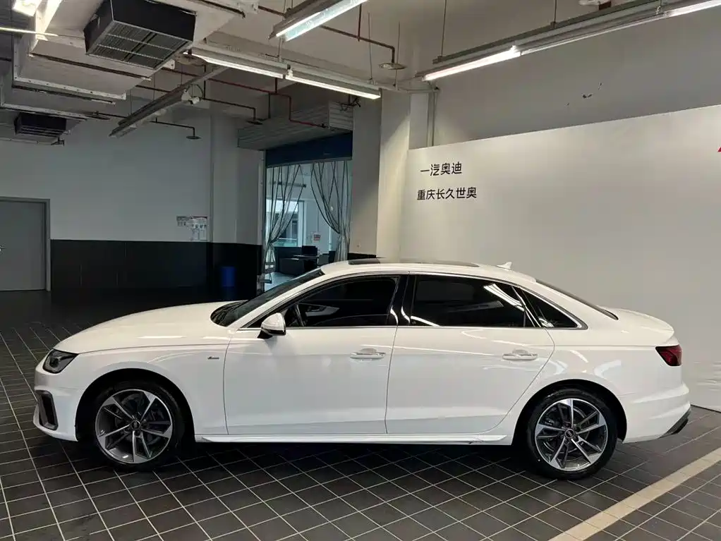 Audi A4L 2023 40 TFSI Fashion