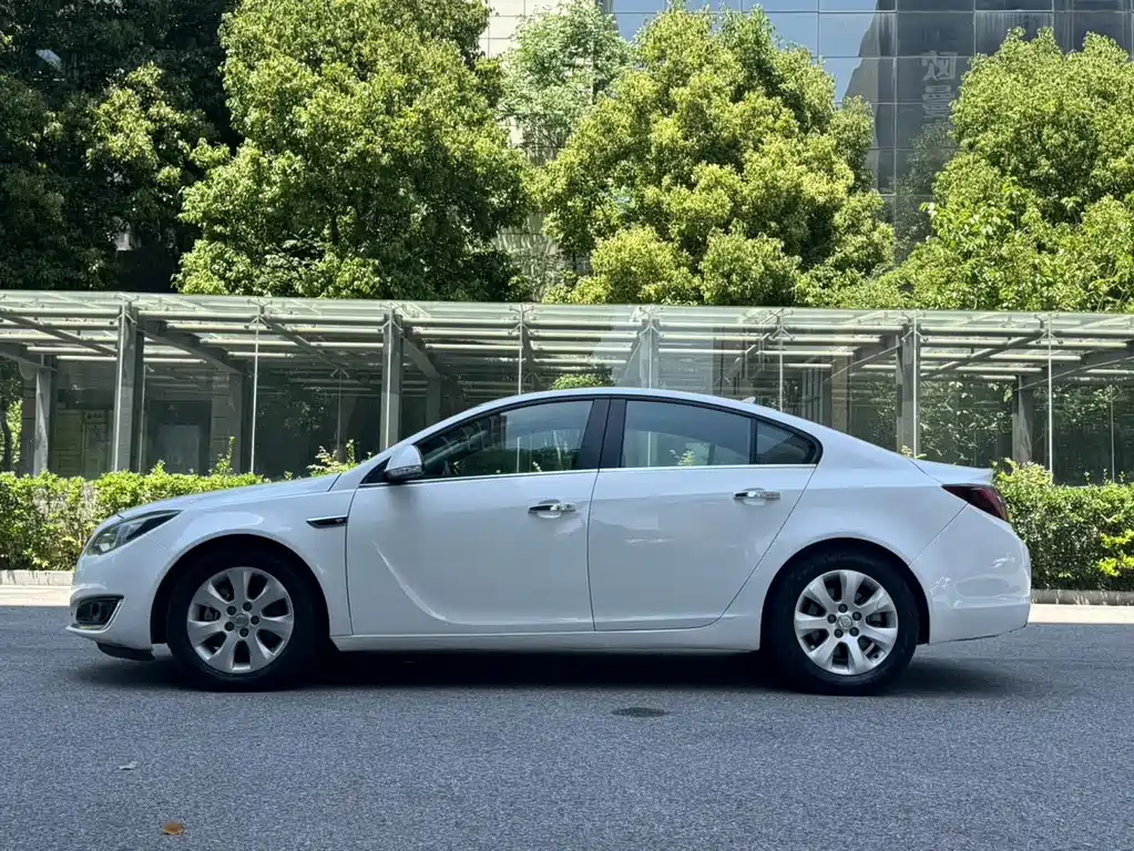 Buick Regal — миниатюра 2