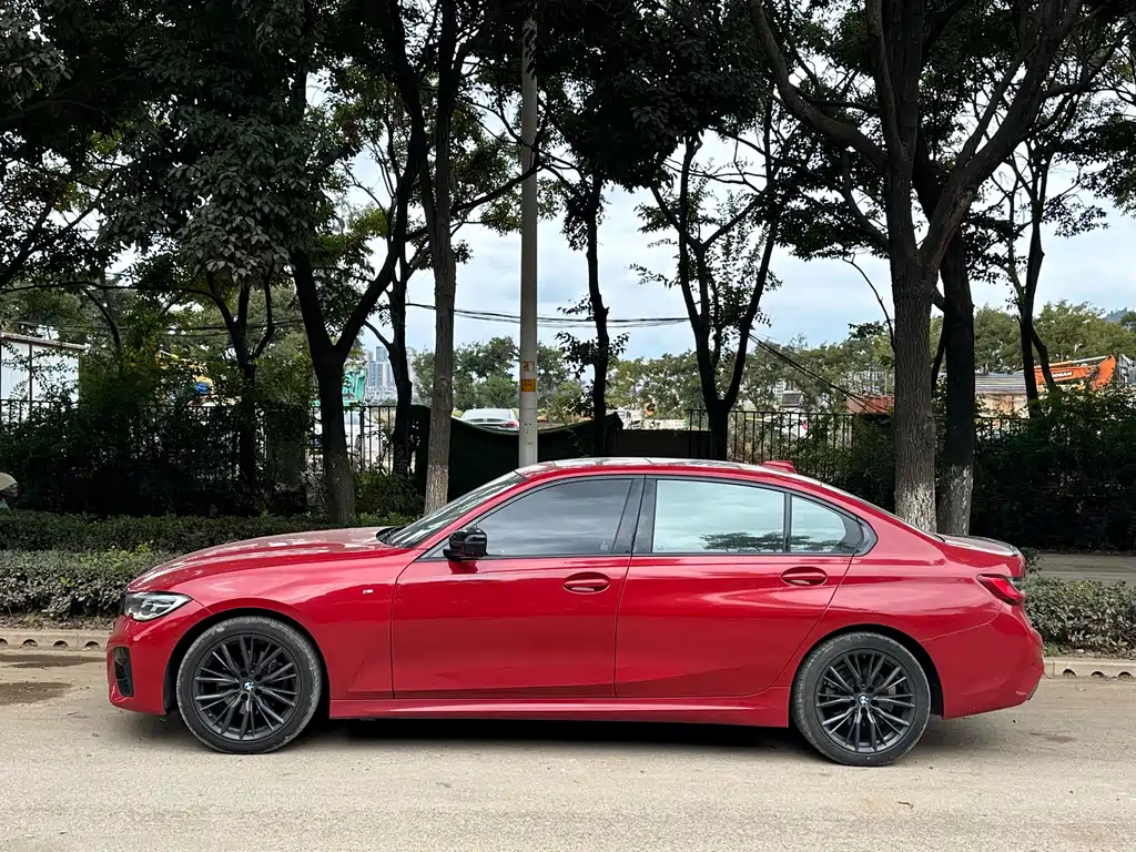 BMW 3 Series — миниатюра 3