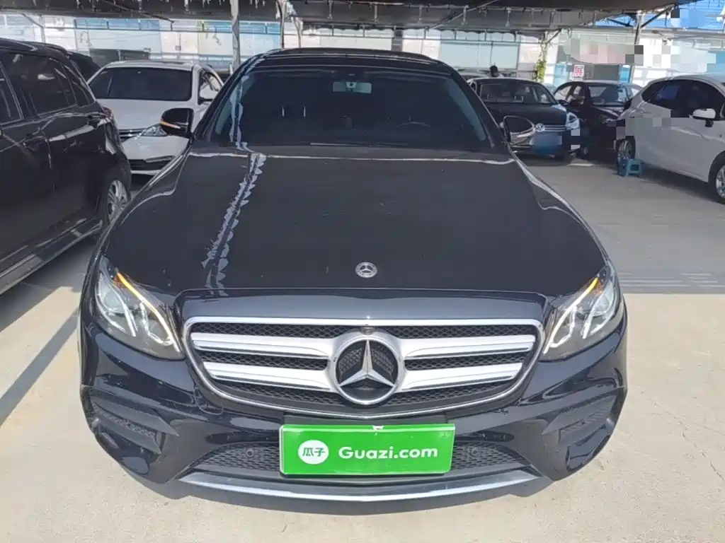 Mercedes-Benz E-Class — миниатюра 3