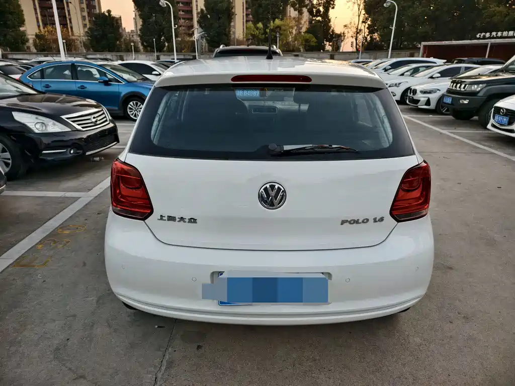 Volkswagen Polo — миниатюра 5