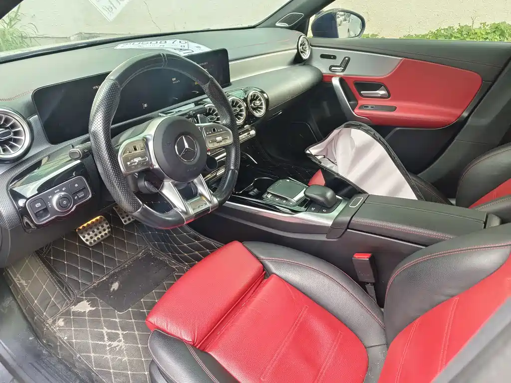Mercedes-Benz A-Class AMG — миниатюра 4