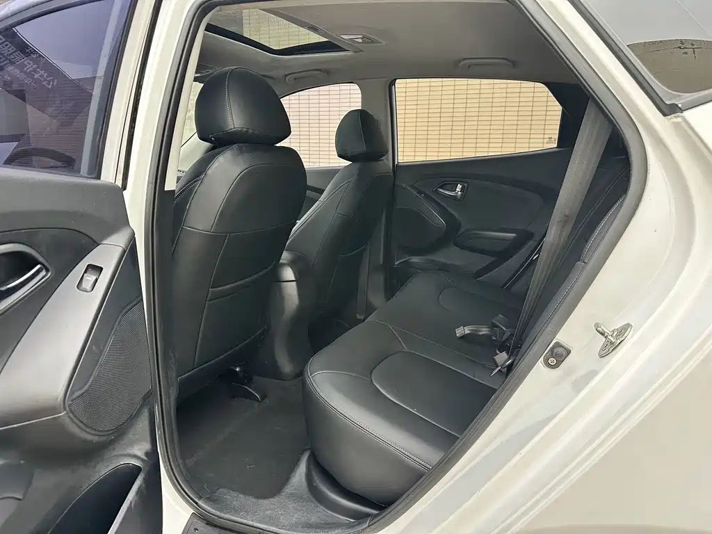 Hyundai ix35 — миниатюра 10