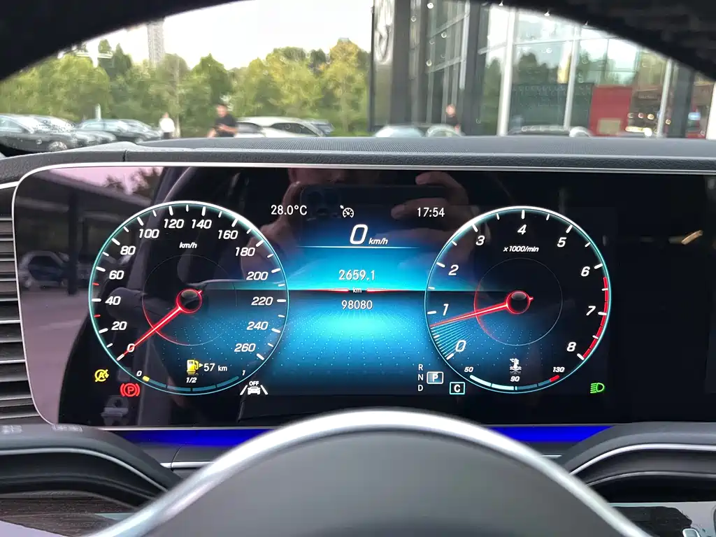Mercedes-Benz GLE (Import) — миниатюра 13