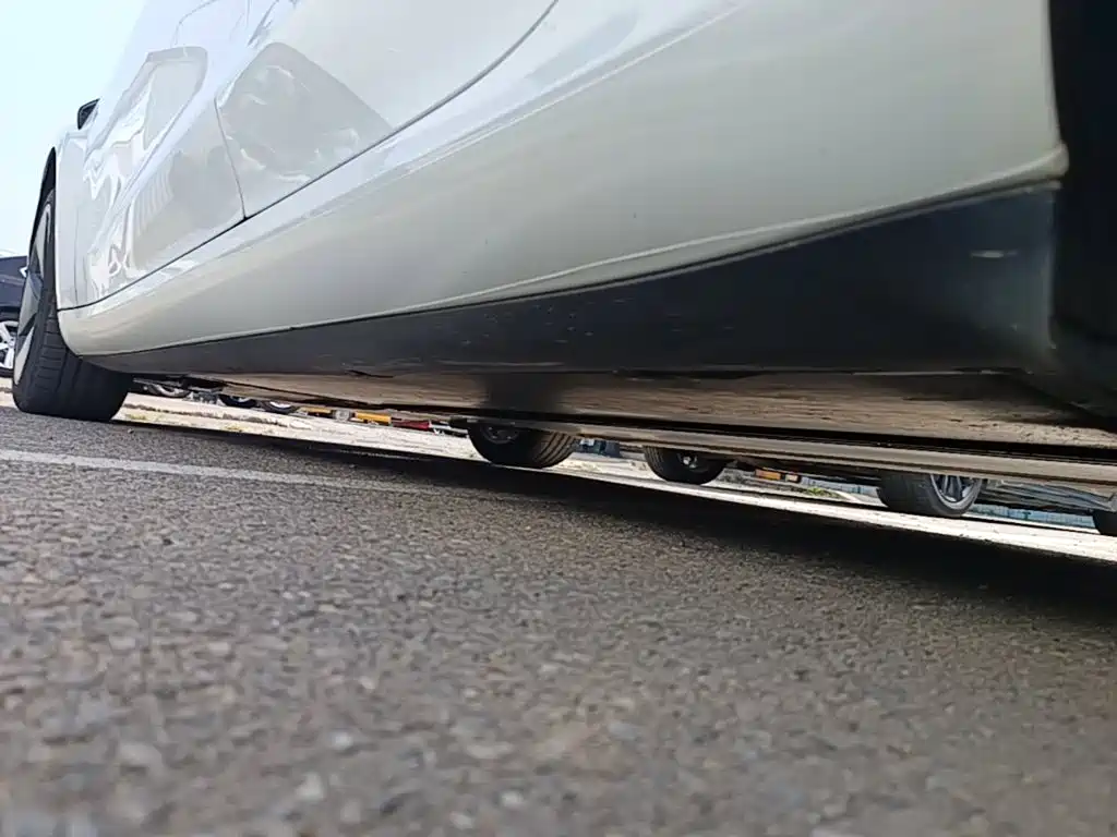 Tesla Model 3 — миниатюра 22