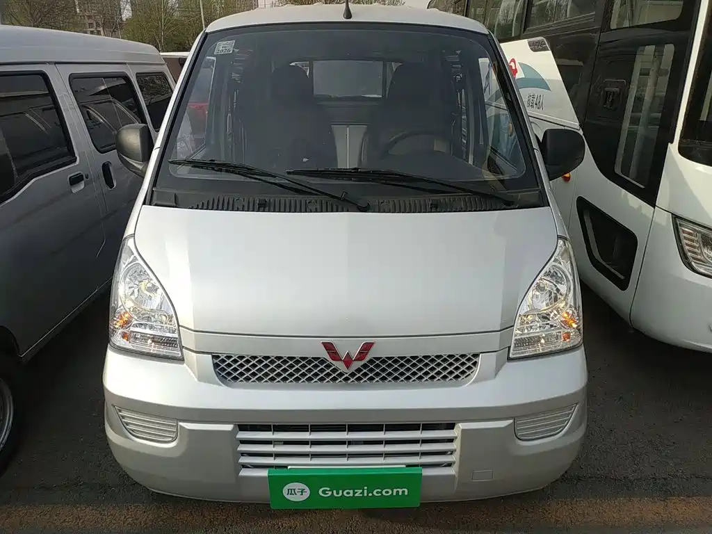 Wuling Rongguang 2021 1.5L 2 местL3C