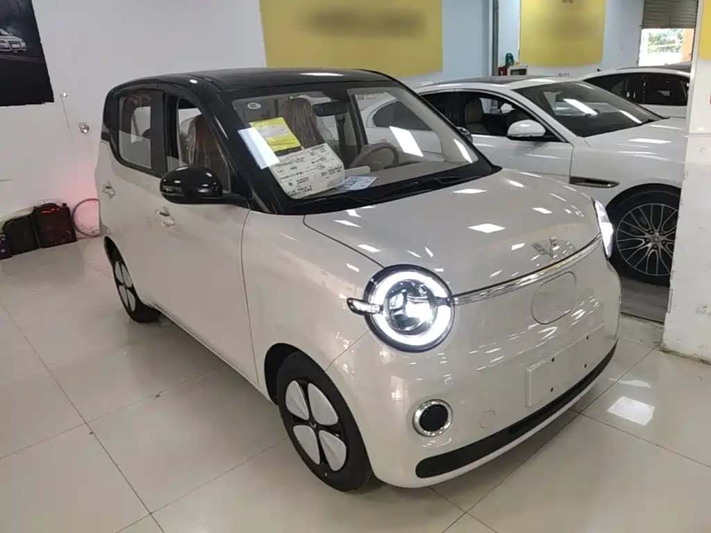 Wuling MINIEV — миниатюра 4