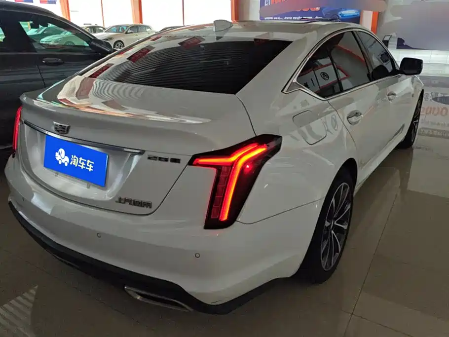 CADILLAC CT5