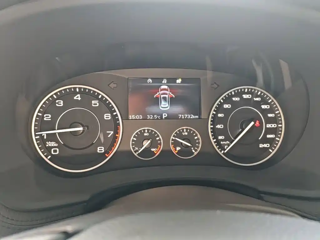 Borgward BX7 — миниатюра 12