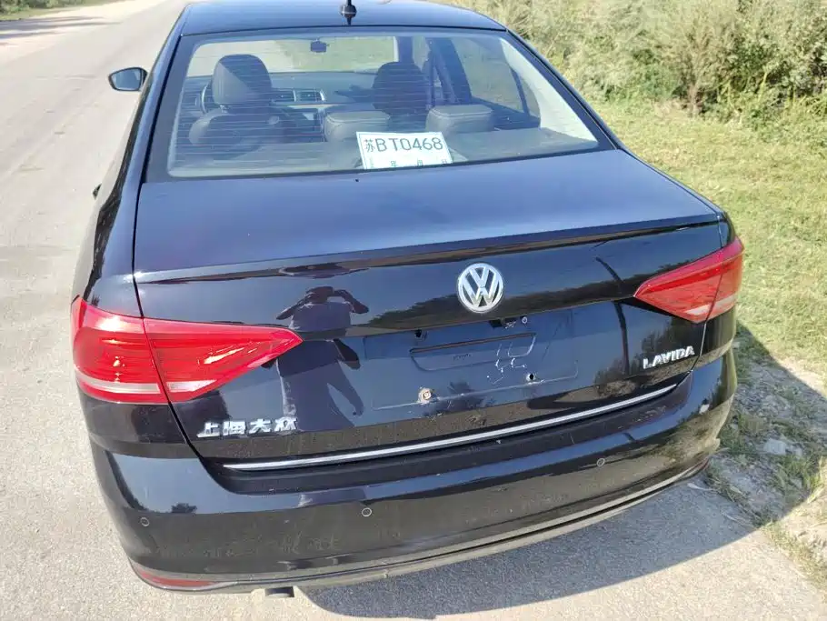 Volkswagen Lavida — миниатюра 4