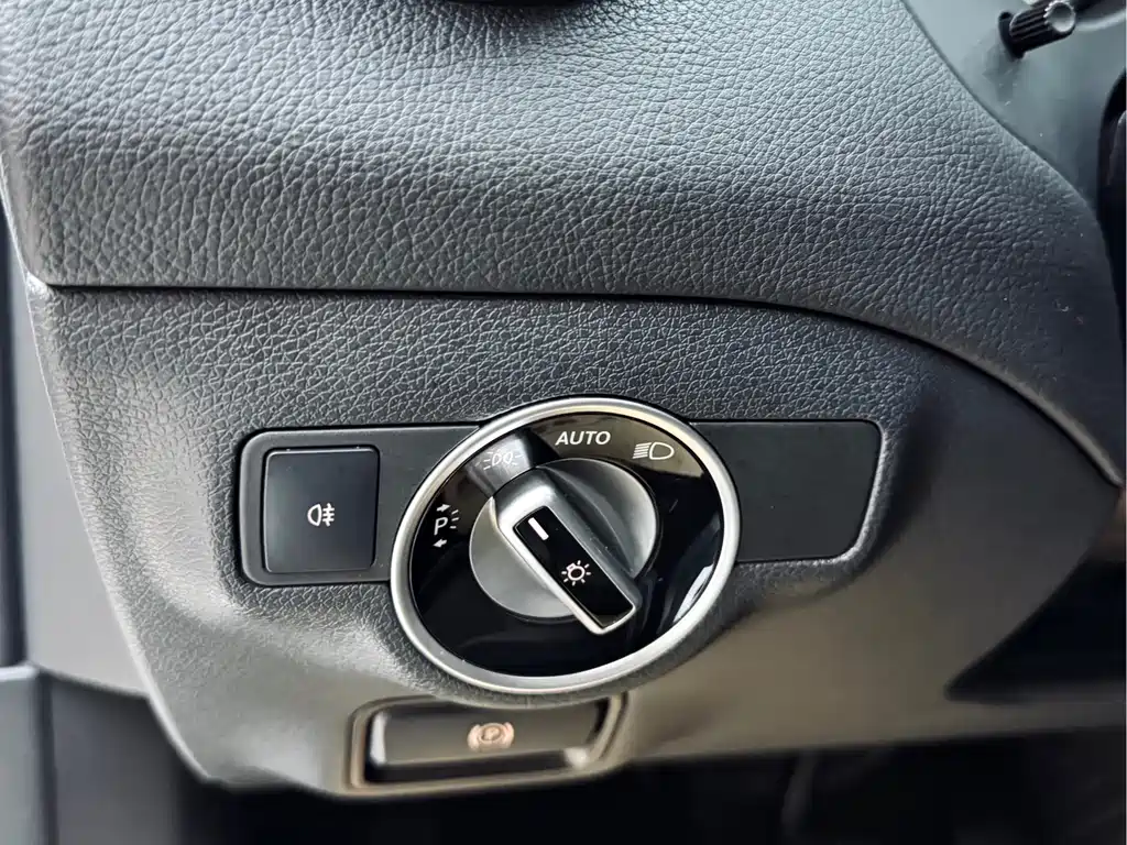 Mercedes-Benz GLA — миниатюра 13