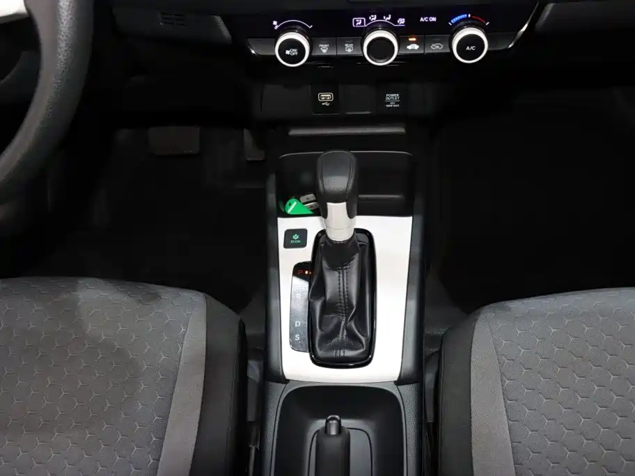 Honda Fit — миниатюра 15
