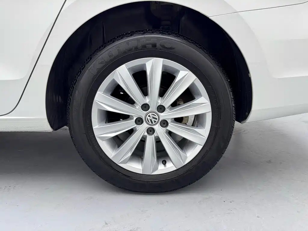 Volkswagen Bora — миниатюра 19