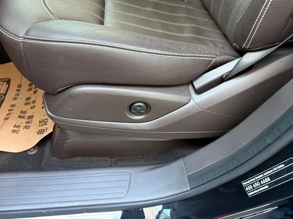 Mercedes-Benz GLE (Import) — миниатюра 19