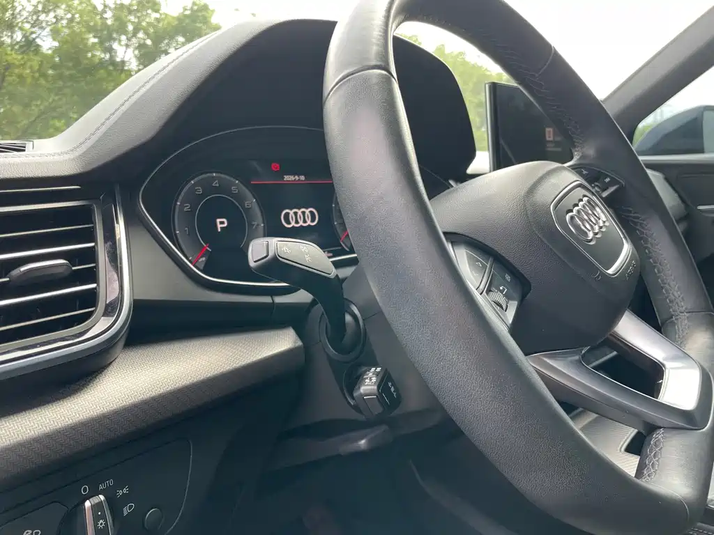 Audi Q5L — миниатюра 5
