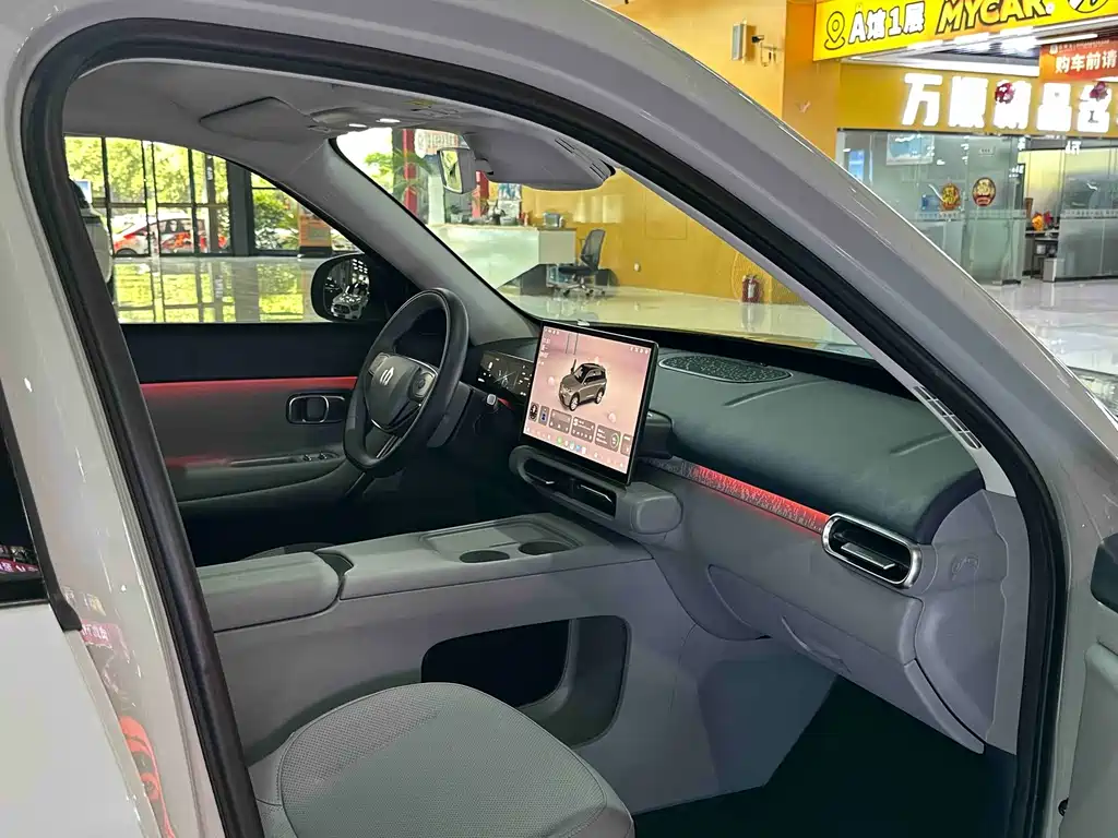 Leapmotor Leapmotor A10 — миниатюра 16