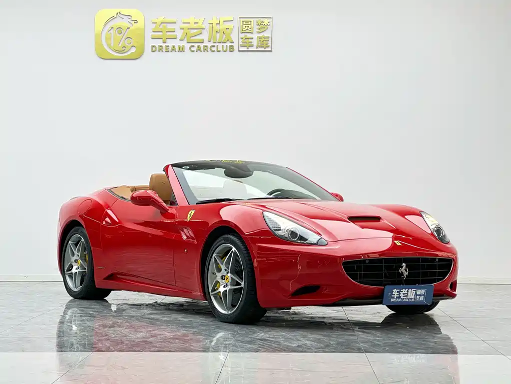Ferrari California T 2012 4.3L