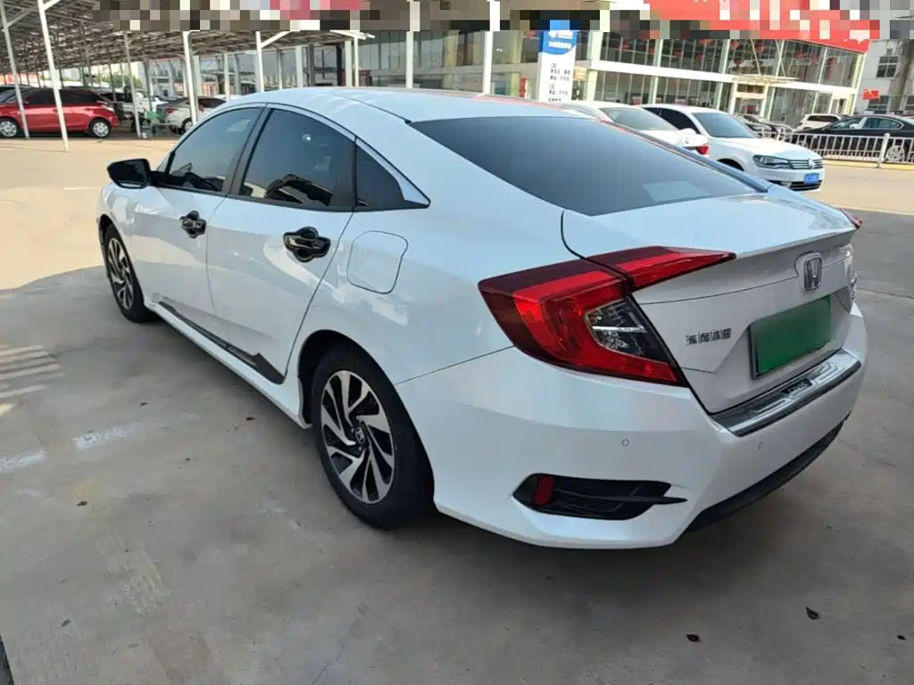 Honda Civic — миниатюра 5
