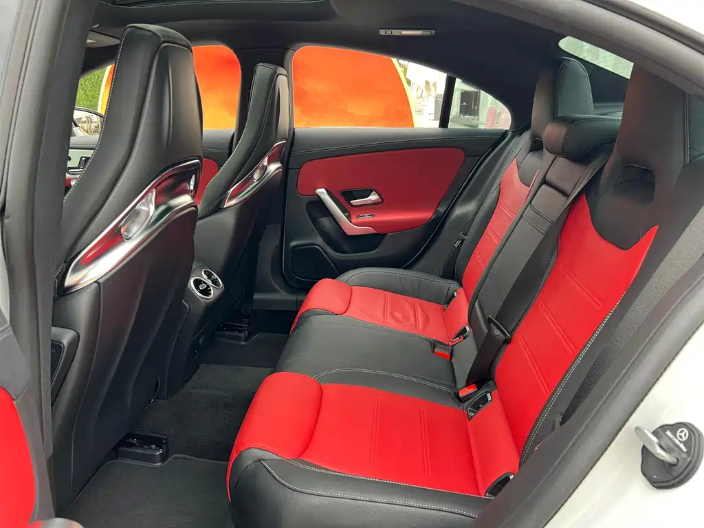 MERCEDES-BENZ CLA AMG