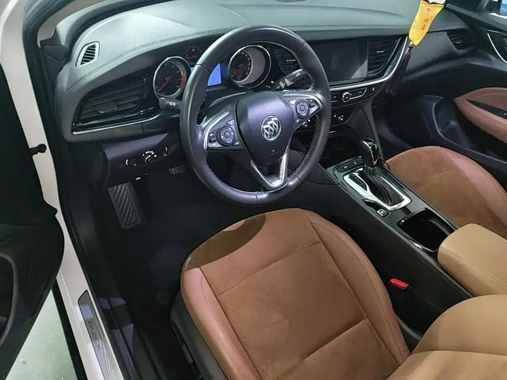 Buick Regal — миниатюра 16