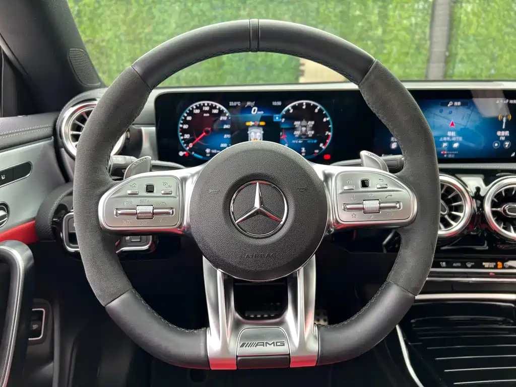 MERCEDES-BENZ CLA AMG