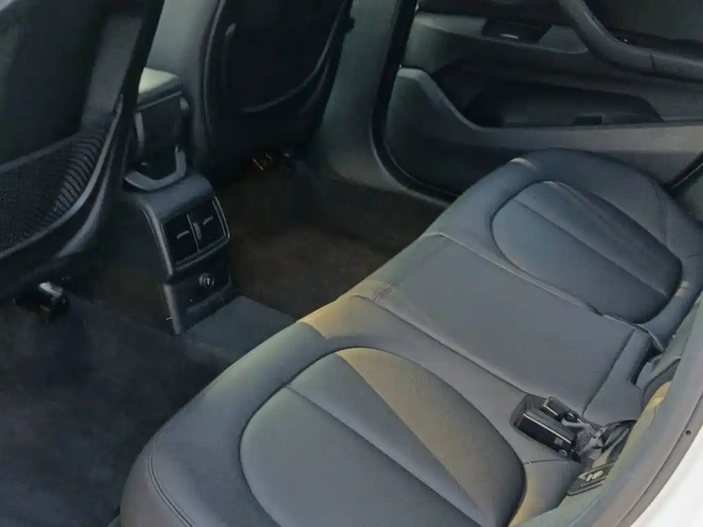 BMW X1 — миниатюра 11