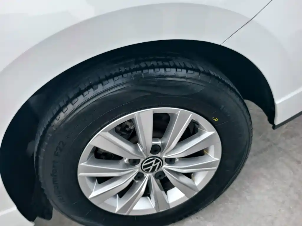 Volkswagen Lavida — миниатюра 11