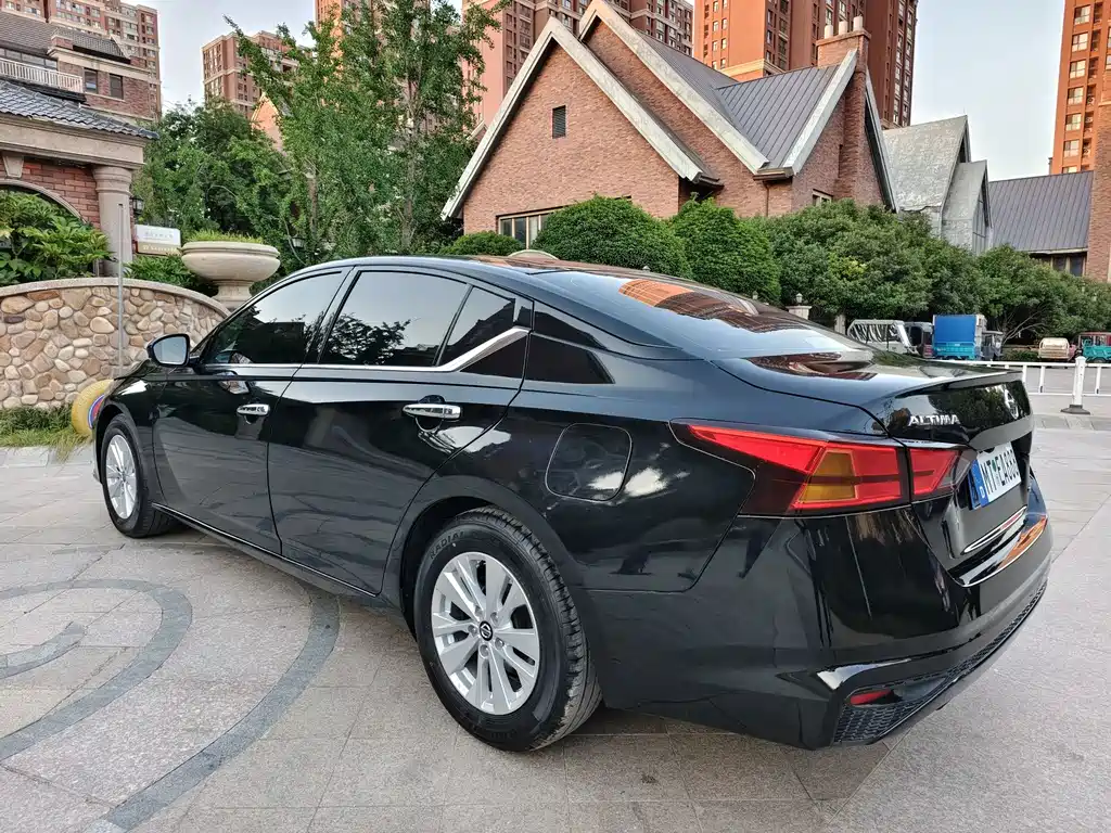 Nissan Teana — миниатюра 7