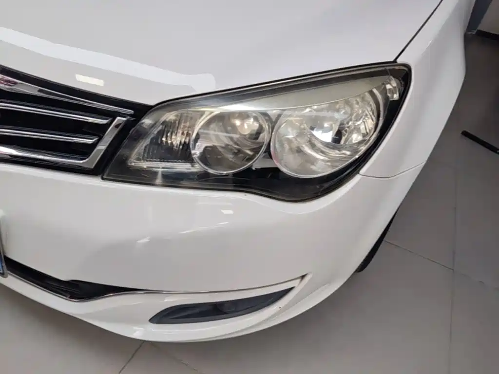 Roewe 350 — миниатюра 24