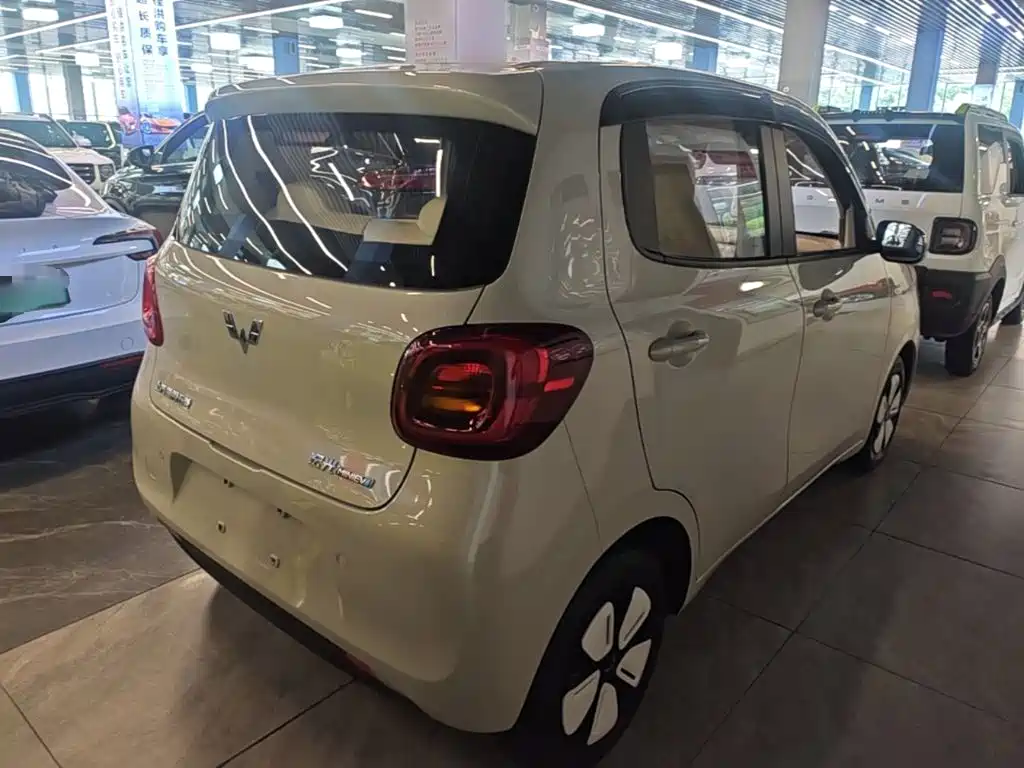 Wuling Mini EV MINIEV 2025