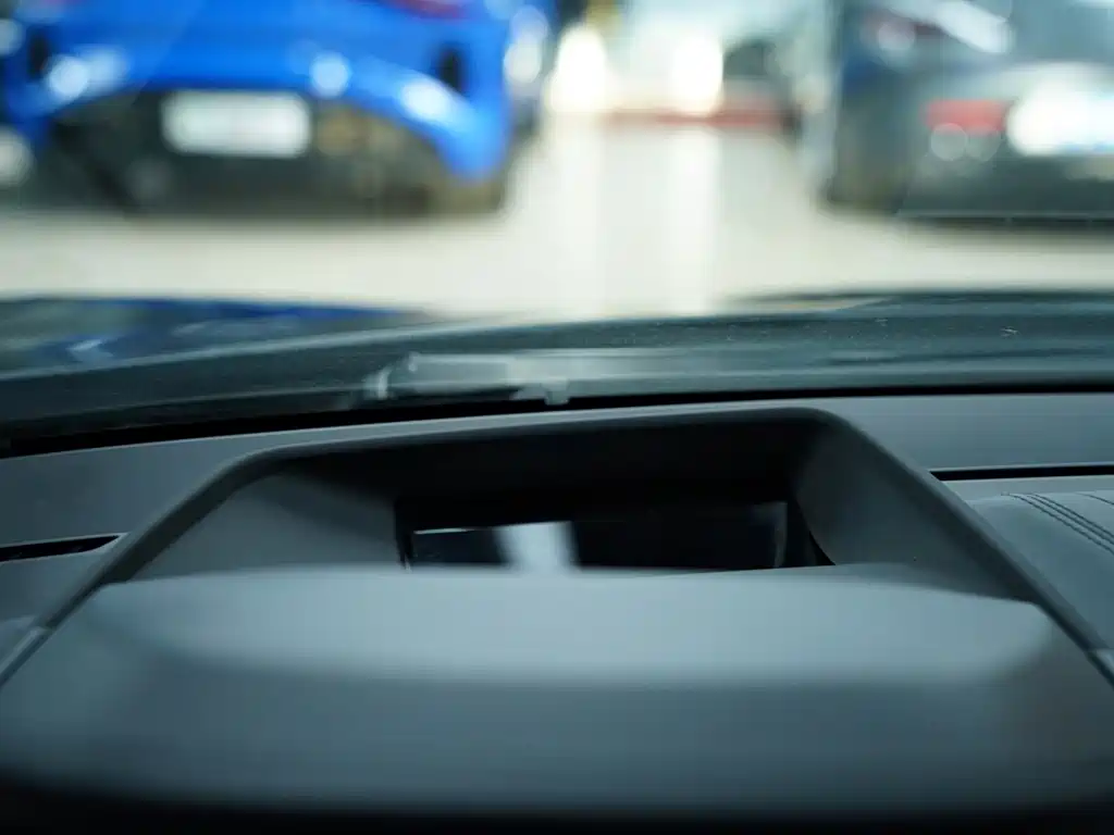 BMW i8 — миниатюра 13