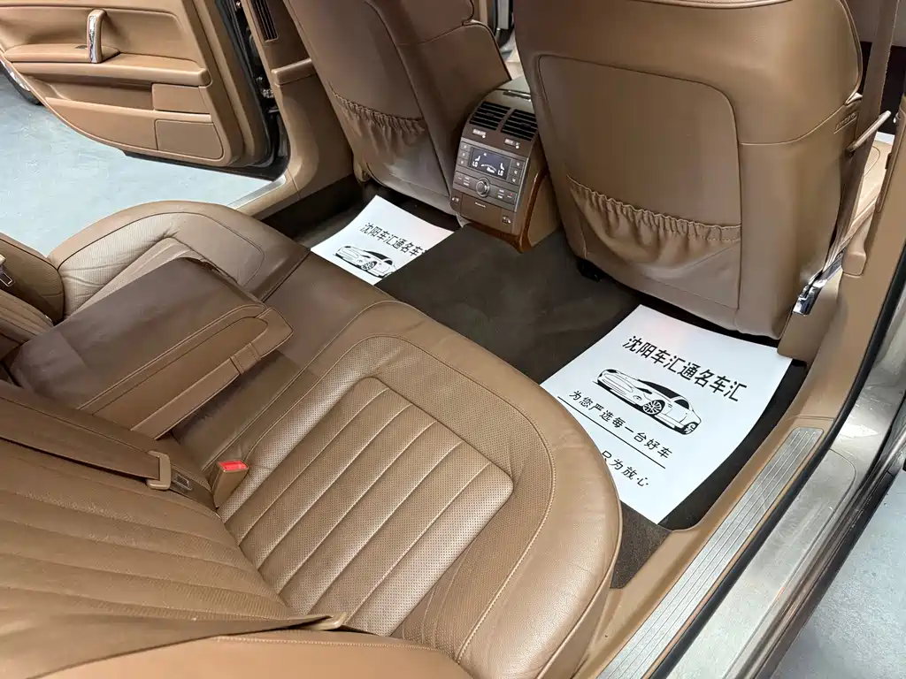 Volkswagen Phaeton — миниатюра 13