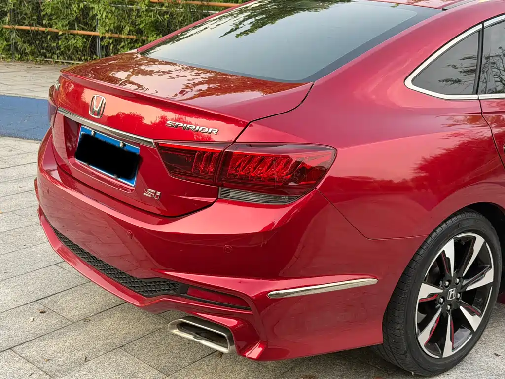 Honda Spirior — миниатюра 12